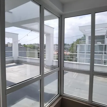 Гостьовий будинок Fitness House With Garden Констанца