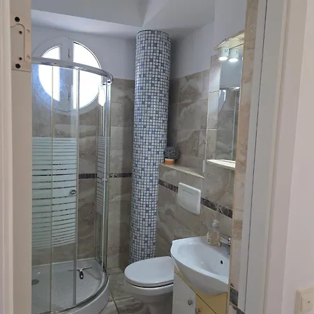 Fitness House With Garden 4* Констанца