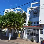 Fitness House With Garden بيت ضيافة 4*