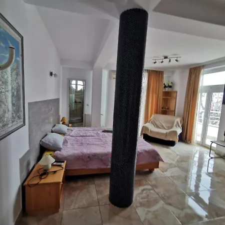 Pensjonat Fitness House With Garden 4*