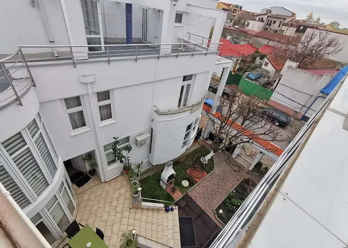 Fitness House With Garden Pensiune Constanţa