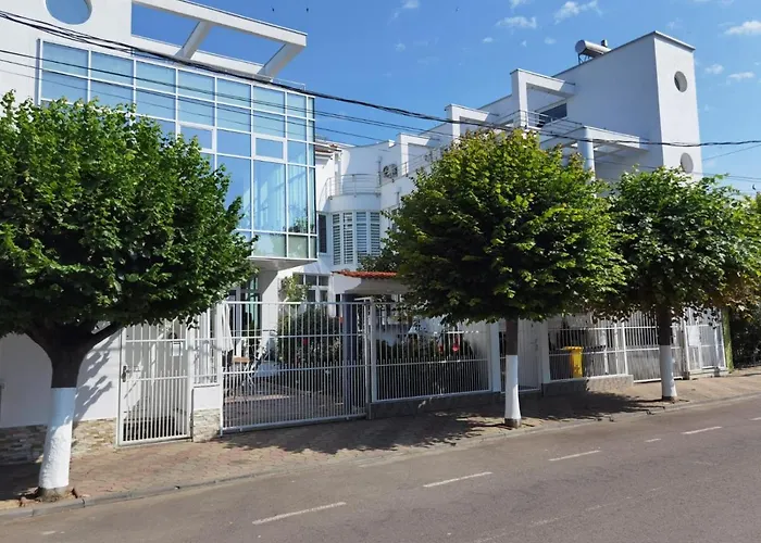 ゲストハウス Fitness House With Garden