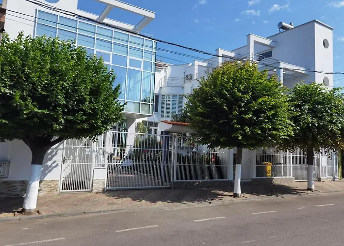 Fitness House With Garden 4* Konstanca